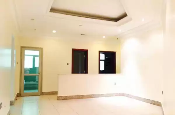 سكني عقار جاهز 3 غرف  نصف مفروش شقة  للإيجار في الكويت #25128 - 1  صورة 