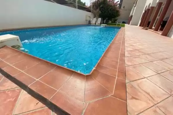 Residential Ready Property 4+maid Bedrooms U/F Apartment  for rent in Kuwait #25151 - 1  image 