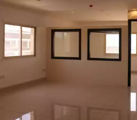 Commercial Ready Property U/F Office  for rent in Riyadh #25342 - 1  image 