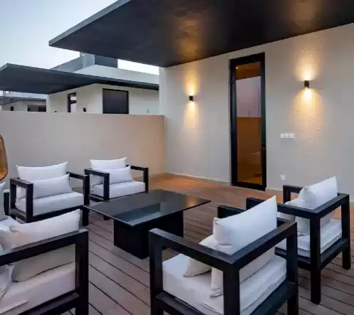 Wohn Klaar eigendom 4 + Zimmermädchen U/F Alleinstehende Villa  zu verkaufen in Riad #25379 - 1  image 