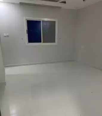 住宅 就绪物业 3 间卧室 楼/楼 公寓  出售 在 麦纳麦 #25412 - 1  image 