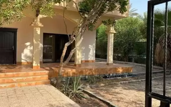 Residential Ready Property 3+maid Bedrooms U/F Standalone Villa  for rent in Al-Manamah #25414 - 1  image 