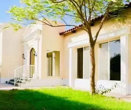 Residential Ready Property 3+maid Bedrooms U/F Standalone Villa  for rent in Al-Manamah #25429 - 1  image 