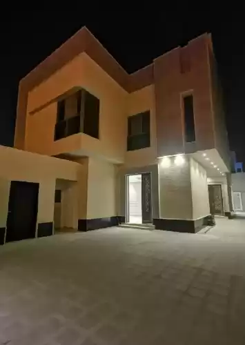 住宅 就绪物业 7+ 卧室 U/F 独立别墅  出售 在 利雅得 #25600 - 1  image 