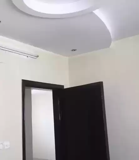 Wohn Klaar eigendom 2 Schlafzimmer U/F Wohnung  zu vermieten in Riad #25638 - 1  image 