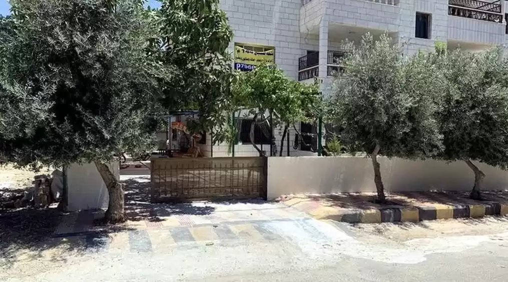 Residential Ready Property 3 Bedrooms U/F Apartment  for sale in Amman #25650 - 1  image 