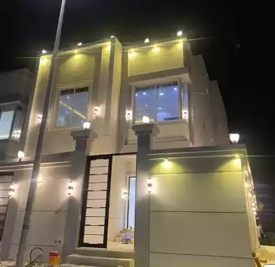 سكني عقار جاهز 5 غرف  غير مفروش فيلا  للبيع في الرياض #25657 - 1  صورة 