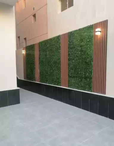 سكني عقار جاهز 5 غرف  غير مفروش فيلا  للبيع في الرياض #25676 - 1  صورة 