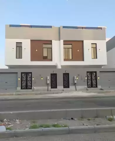 مسکونی املاک آماده 6+ اتاق خواب خدمتکار U/F ویلای مستقل  برای فروش که در ریاض #25703 - 1  image 