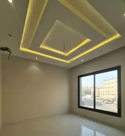سكني عقار جاهز 4 + غرفة خادمة غير مفروش شقة  للبيع في الرياض #25713 - 1  صورة 