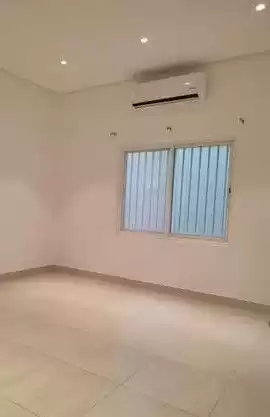 مسکونی املاک آماده 2 اتاق خواب U/F اپارتمان  برای اجاره که در المنامه #25881 - 1  image 