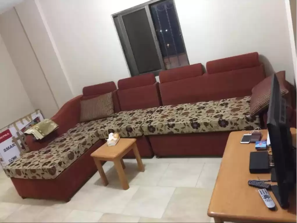 Жилой Готовая недвижимость 2 спальни Ж/Ж Квартира  в аренду в Амман #25908 - 1  image 