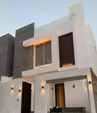 سكني عقار جاهز 5 غرف  غير مفروش فيلا  للبيع في الرياض #25950 - 1  صورة 