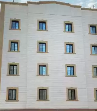 Residential Ready Property 3 Bedrooms U/F Apartment  for sale in Riyadh #25982 - 1  image 