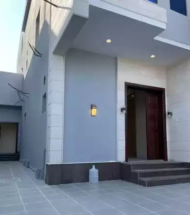 سكني عقار جاهز 6 + غرفة خادمة غير مفروش فيلا  للبيع في الرياض #25983 - 1  صورة 