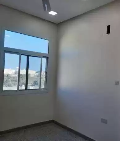 Residential Ready Property 4 Bedrooms U/F Apartment  for rent in Al-Manamah #25994 - 1  image 