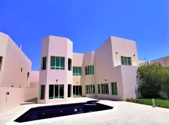 yerleşim Hazır Mülk 4+hizmetçi Yatak Odası U/F Site İçinde Villa  kiralık içinde Al-Manamah #26061 - 1  image 