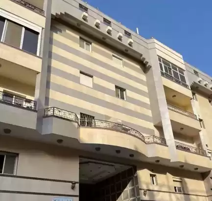 Wohn Klaar eigendom 5 + Zimmermädchen U/F Wohnung  zu verkaufen in Riad #26095 - 1  image 