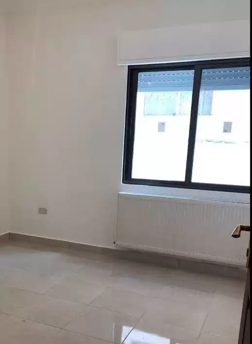 مسکونی املاک آماده 3 خوابه U/F اپارتمان  برای فروش که در امان #26311 - 1  image 