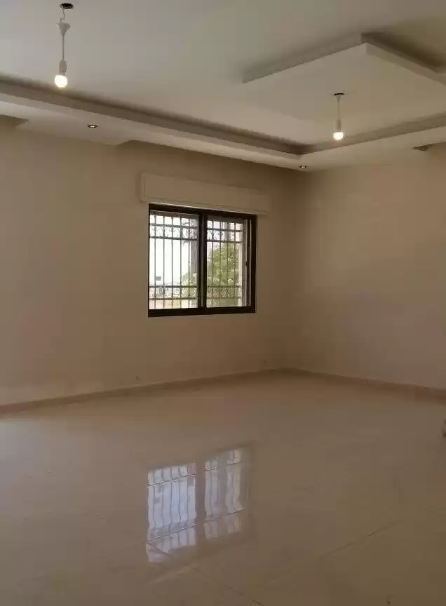 سكني عقار جاهز 3 غرف  غير مفروش شقة  للبيع في عمان #26320 - 1  صورة 
