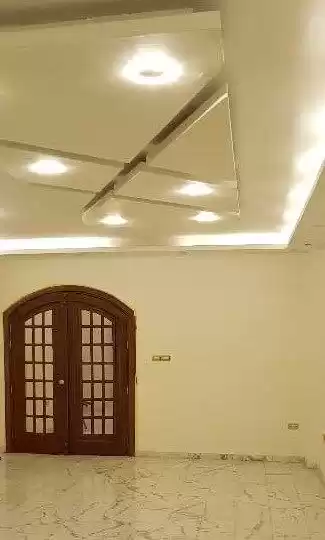 مسکونی املاک آماده 3 خوابه U/F اپارتمان  برای فروش که در امان #26321 - 1  image 