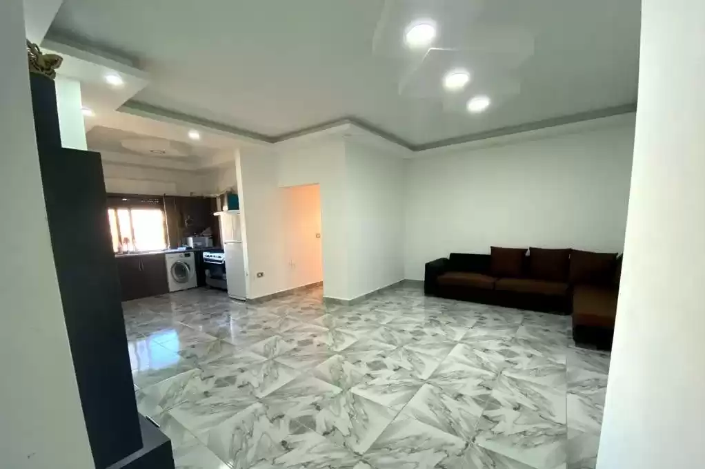 住宅 就绪物业 2 间卧室 U/F 公寓  出租 在 安曼 #26341 - 1  image 
