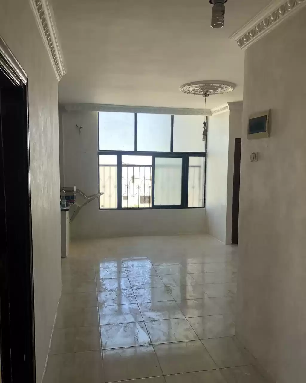 مسکونی املاک آماده 2 اتاق خواب U/F اپارتمان  برای اجاره که در امان #26348 - 1  image 