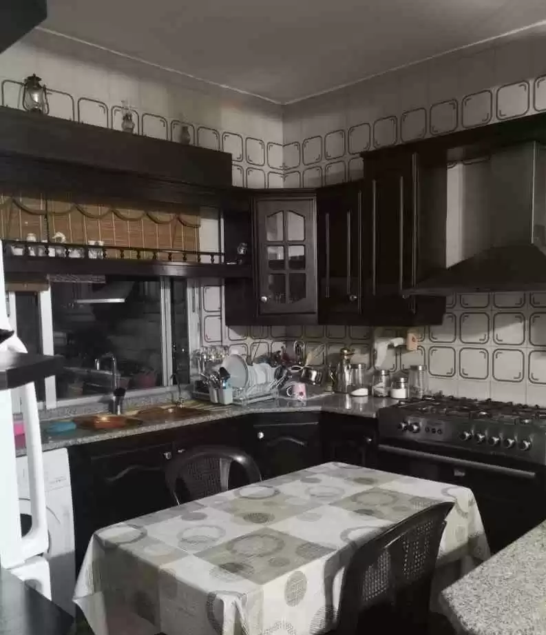 Жилой Готовая недвижимость 2 спальни Н/Ф Квартира  продается в Амман #26430 - 1  image 