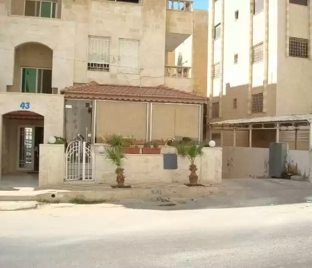 yerleşim Hazır Mülk 3 yatak odası U/F Apartman  satılık içinde Amman #26446 - 1  image 