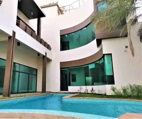 سكني عقار جاهز 4 + غرفة خادمة غير مفروش فيلا في مجمع  للإيجار في المنامة #26451 - 1  صورة 
