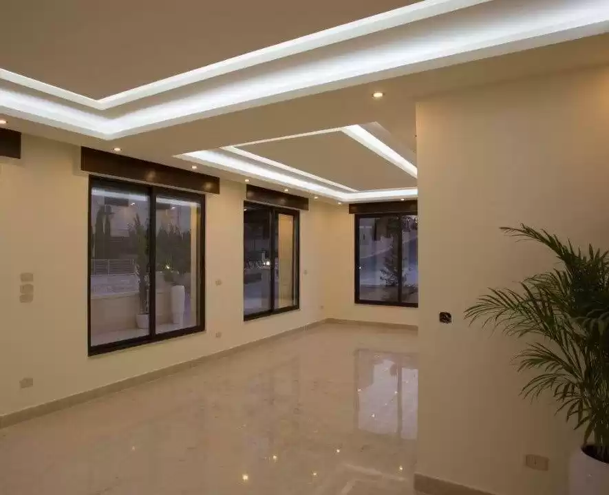 سكني عقار جاهز 4 غرف  غير مفروش شقة  للبيع في عمان #26512 - 1  صورة 