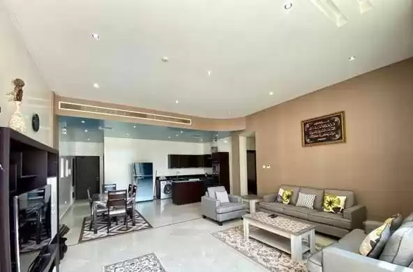 住宅 就绪物业 2 间卧室 楼/楼 公寓  出租 在 麦纳麦 #26555 - 1  image 