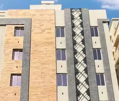 Résidentiel Propriété prête 5 chambres U / f Appartement  à vendre au Riyad #26773 - 1  image 