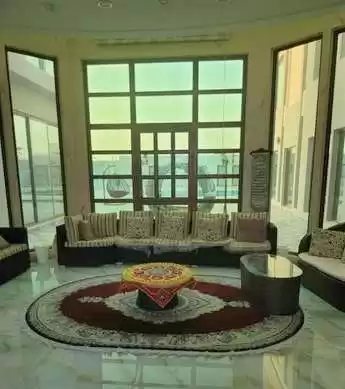 سكني عقار جاهز 4 + غرفة خادمة مفروش فيلا  للبيع في المنامة #26826 - 1  صورة 