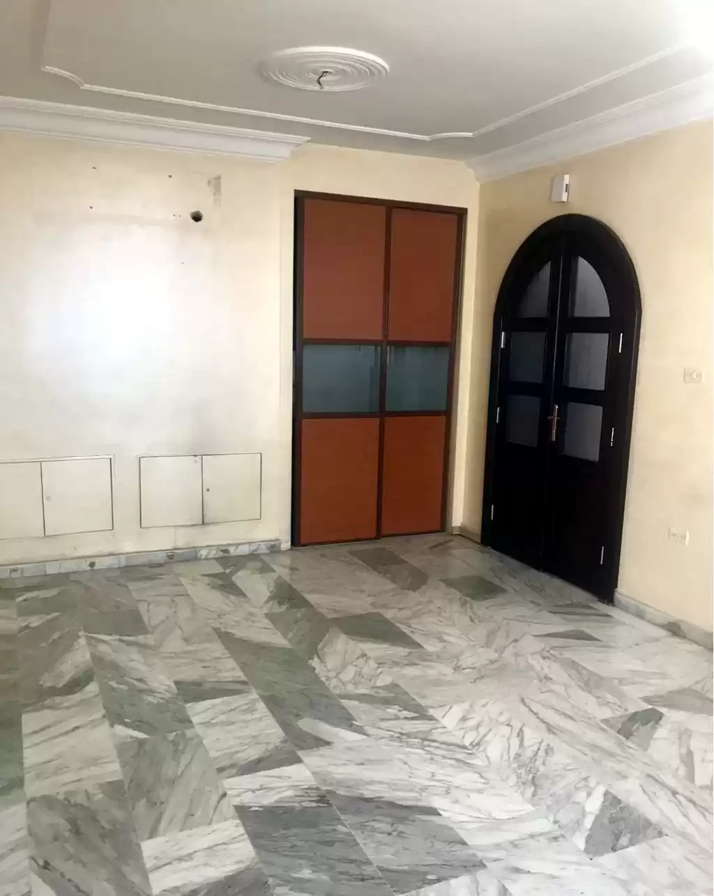 Residential Ready Property 3 Bedrooms U/F Apartment  for sale in Amman #26970 - 1  image 