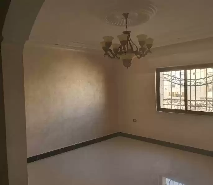 住宅 就绪物业 3 间卧室 U/F 公寓  出售 在 安曼 #26982 - 1  image 