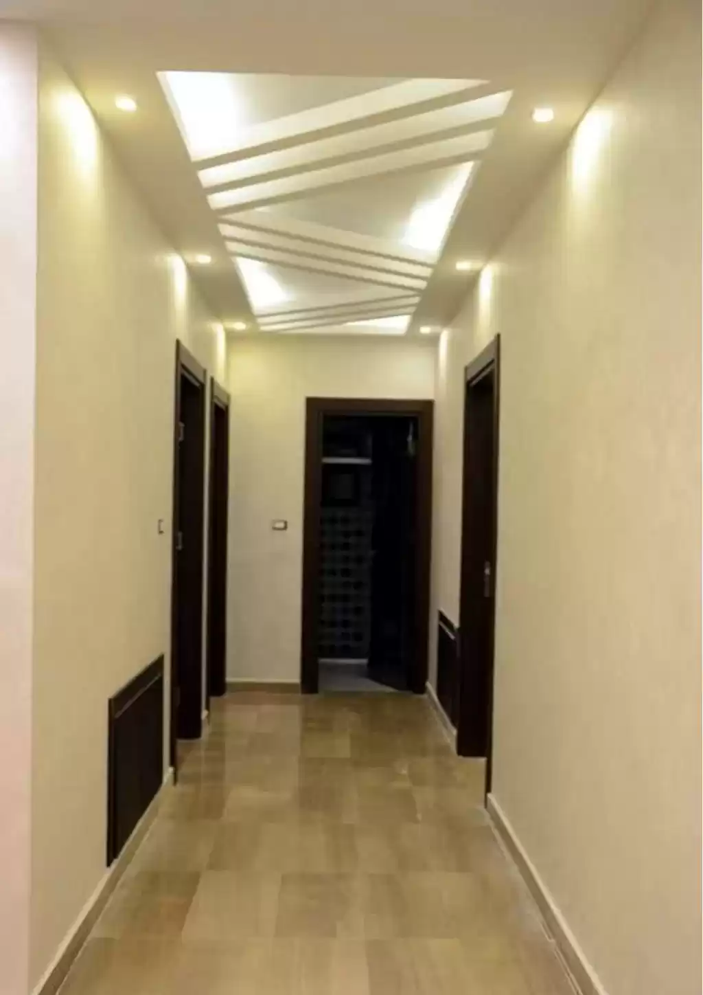 سكني عقار جاهز 3 غرف  غير مفروش شقة  للبيع في عمان #27034 - 1  صورة 
