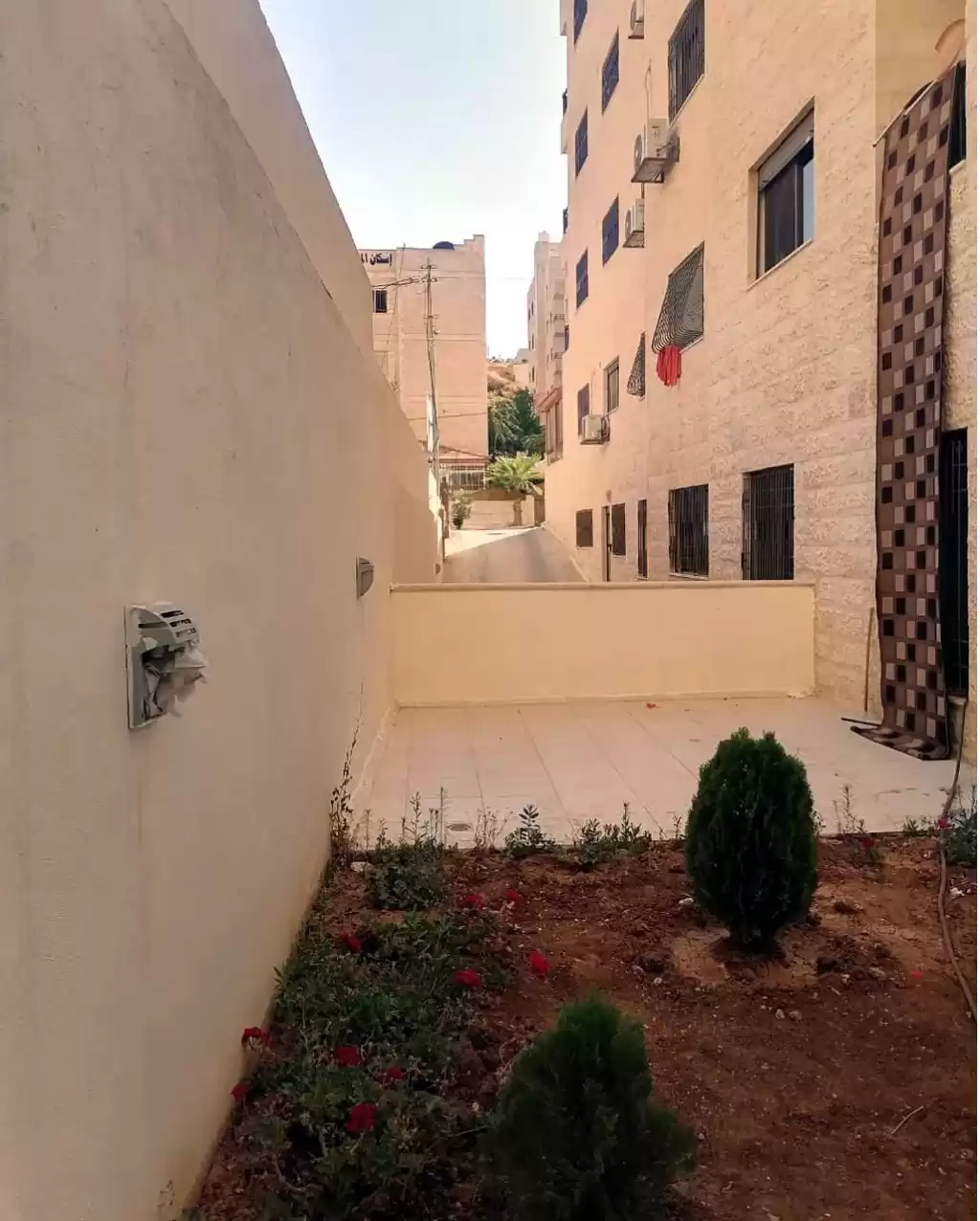 Residencial Listo Propiedad 3 dormitorios U / F Apartamento  venta en Amán #27083 - 1  image 