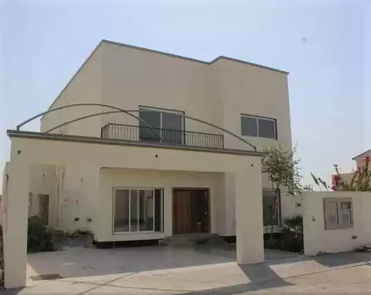 سكني عقار جاهز 4 + غرفة خادمة غير مفروش فيلا  للبيع في المنامة #27251 - 1  صورة 