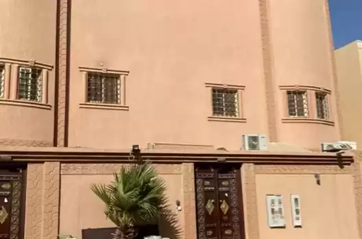سكني عقار جاهز 6 + غرفة خادمة غير مفروش فيلا  للبيع في الرياض #27269 - 1  صورة 