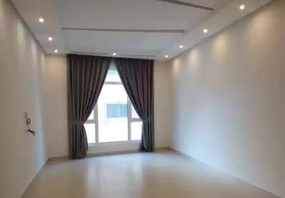住宅 就绪物业 2 间卧室 U/F 公寓  出租 在 麦纳麦 #27320 - 1  image 