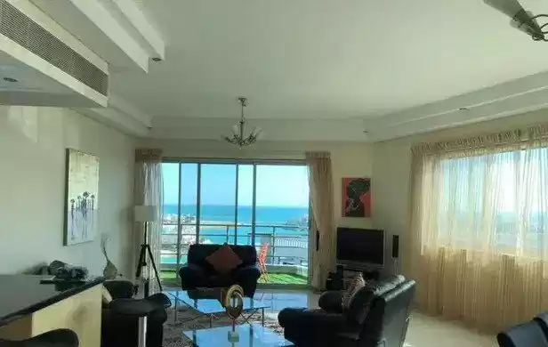 住宅 就绪物业 3+女仆卧室 楼/楼 公寓  出租 在 麦纳麦 #27441 - 1  image 