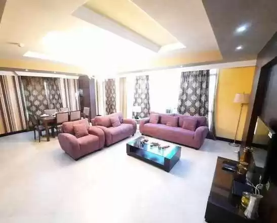 Residential Ready Property 3 Bedrooms F/F Apartment  for rent in Al-Manamah #27494 - 1  image 
