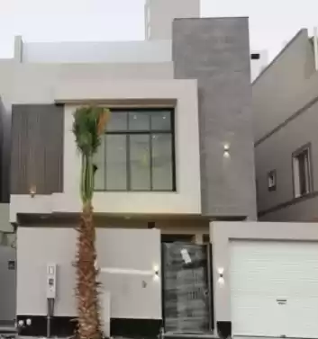 سكني عقار جاهز 5 + غرفة خادمة غير مفروش فيلا  للبيع في الرياض #27526 - 1  صورة 