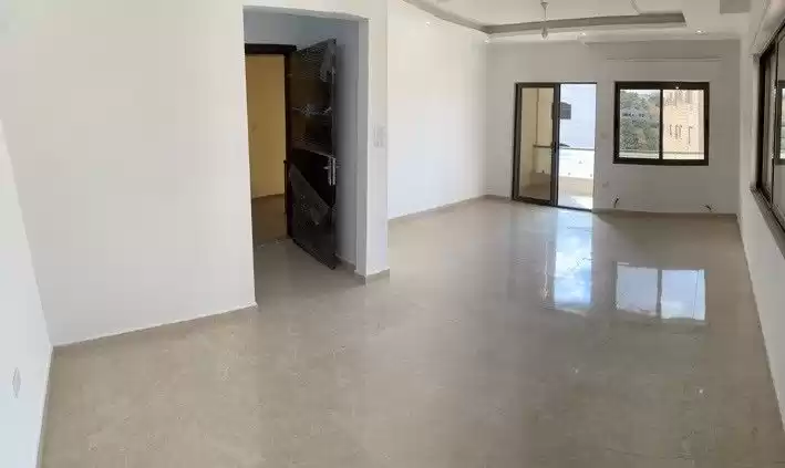 Residencial Listo Propiedad 3 dormitorios U / F Apartamento  venta en Amán #27537 - 1  image 
