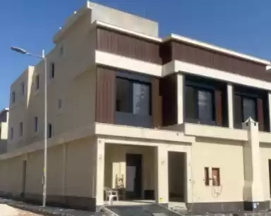 سكني عقار جاهز 5 + غرفة خادمة غير مفروش فيلا  للبيع في الرياض #27552 - 1  صورة 
