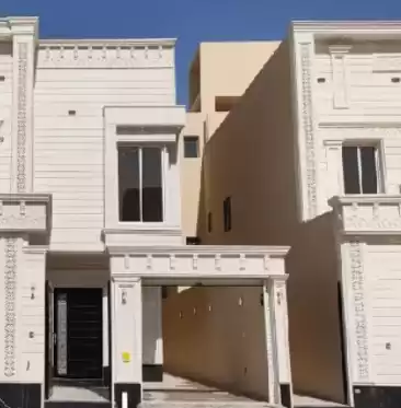 مسکونی املاک آماده 6+ اتاق خواب خدمتکار U/F ویلای مستقل  برای فروش که در ریاض #27738 - 1  image 