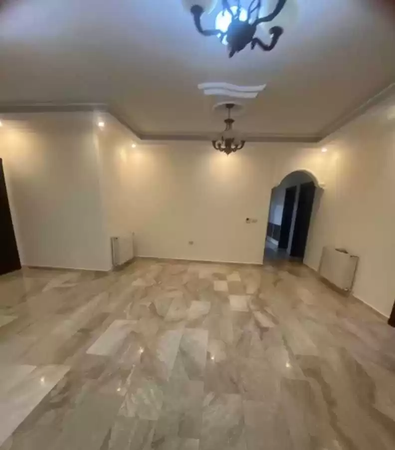 سكني عقار جاهز 3 غرف  غير مفروش شقة  للبيع في عمان #27755 - 1  صورة 