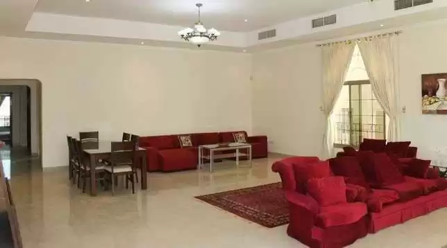 住宅 就绪物业 3+女仆卧室 楼/楼 公寓  出租 在 麦纳麦 #27769 - 1  image 
