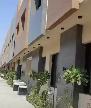 مسکونی املاک آماده 3 خوابه U/F اپارتمان  برای فروش که در ریاض #27873 - 1  image 
